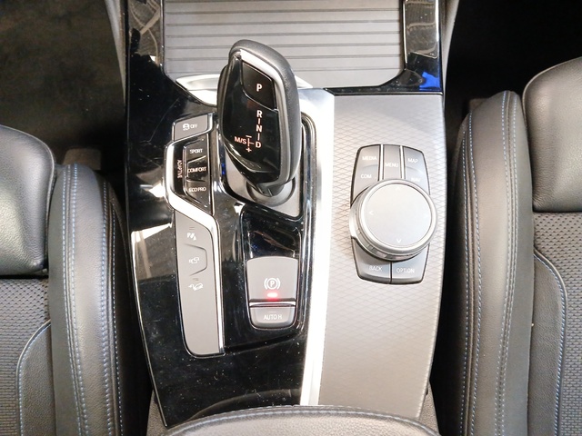 BMW X4 xDrive20i color Gris. Año 2020. 135KW(184CV). Gasolina. En concesionario GANDIA Automoviles Fersan, S.A. de Valencia