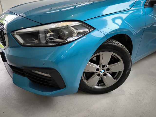 BMW Serie 1 118d color Azul. Año 2022. 110KW(150CV). Diésel. En concesionario Lurauto Gipuzkoa de Guipuzcoa