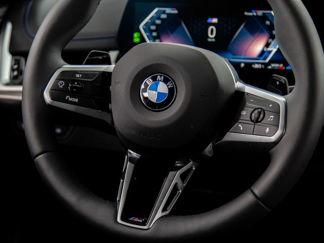 BMW X1 sDrive20d color Negro. Año 2025. 120KW(163CV). Diésel. En concesionario Móvil Begar Alicante de Alicante
