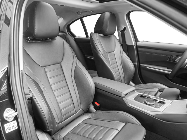 BMW Serie 3 320e color Negro. Año 2025. 150KW(204CV). Híbrido Electro/Gasolina. En concesionario Caetano Cuzco, Alcalá de Madrid