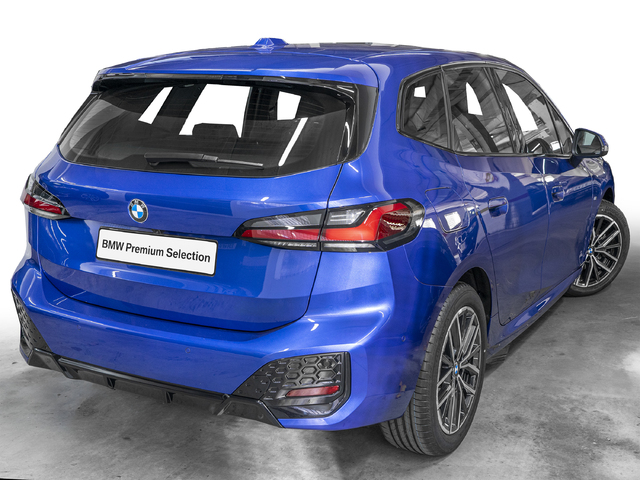 BMW Serie 2 218d Active Tourer color Azul. Año 2025. 110KW(150CV). Diésel. En concesionario Caetano Cuzco, Salvatierra de Madrid