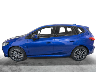 Fotos de BMW Serie 2 218d Active Tourer color Azul. Año 2025. 110KW(150CV). Diésel. En concesionario Caetano Cuzco, Salvatierra de Madrid