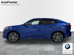Fotos de BMW iX2 xDrive30 color Azul. Año 2025. 230KW(313CV). Eléctrico. En concesionario Auto Premier, S.A. - ALCALÁ DE HENARES de Madrid