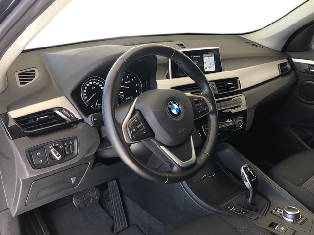 BMW X1 sDrive18d color Negro. Año 2020. 110KW(150CV). Diésel. En concesionario Vehinter Getafe de Madrid