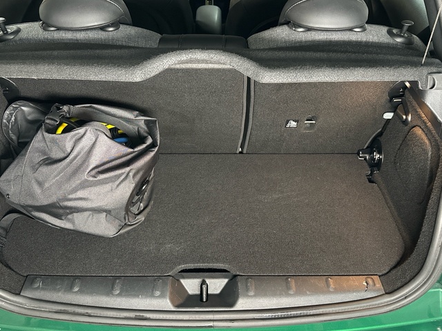 fotoG 15 del MINI MINI 3 Puertas Cooper SE 135 kW (184 CV) 184cv Eléctrico del 2021 en Asturias