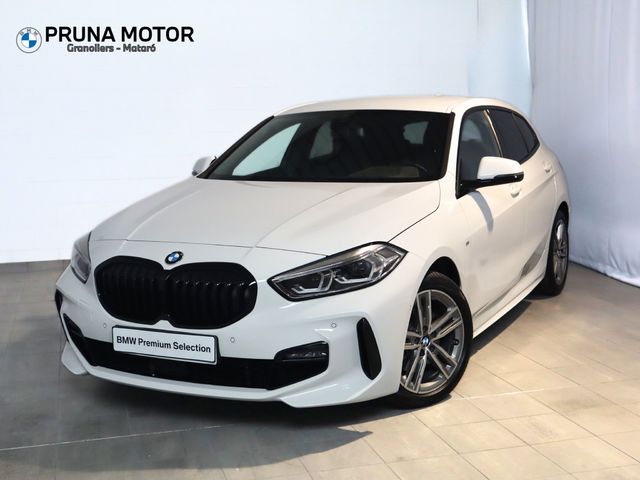 BMW Serie 1 118d color Blanco. Año 2024. 110KW(150CV). Diésel. En concesionario Pruna Motor de Barcelona