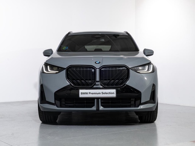 BMW X3 xDrive20d color Gris. Año 2025. 145KW(197CV). Diésel. En concesionario Oliva Motor Girona de Girona