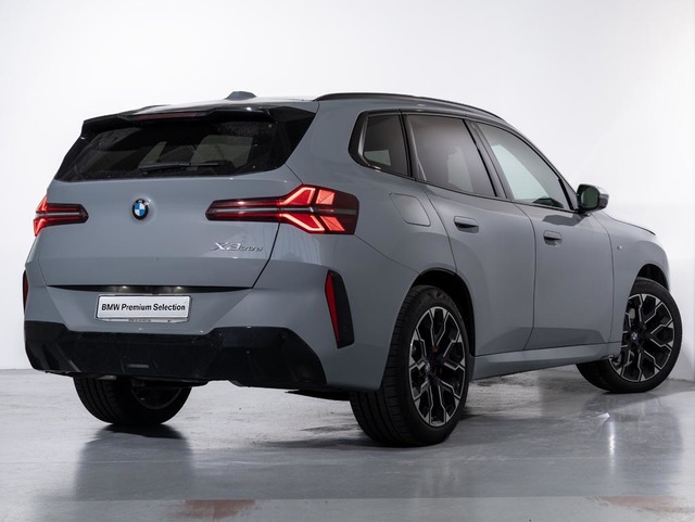 BMW X3 xDrive20d color Gris. Año 2025. 145KW(197CV). Diésel. En concesionario Oliva Motor Girona de Girona
