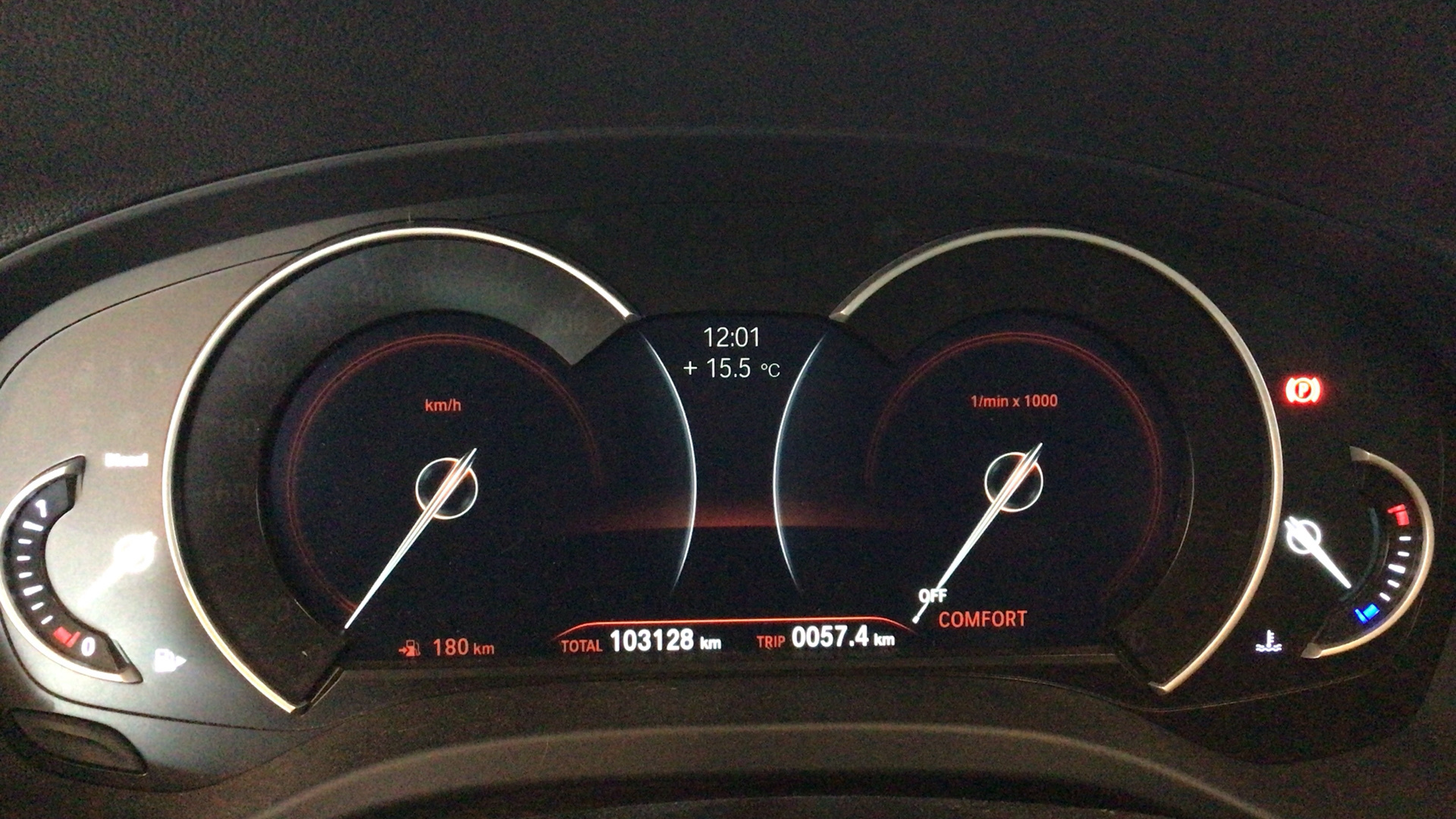 BMW X3 xDrive20d color Gris. Año 2019. 140KW(190CV). Diésel. En concesionario BYmyCAR Madrid - Alcalá de Madrid