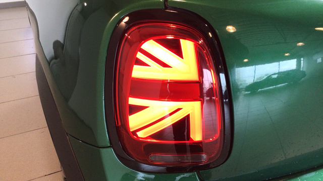 fotoG 14 del MINI MINI Cabrio John Cooper Works 170 kW (231 CV) 231cv Gasolina del 2024 en Madrid