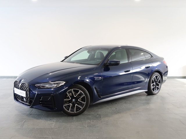 BMW Serie 4 420d Gran Coupe color Azul. Año 2022. 140KW(190CV). Diésel. En concesionario Autogal de Ourense
