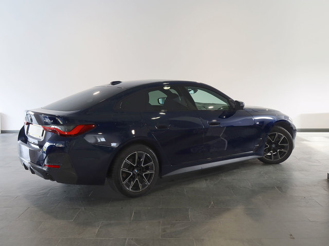 BMW Serie 4 420d Gran Coupe color Azul. Año 2022. 140KW(190CV). Diésel. En concesionario Autogal de Ourense
