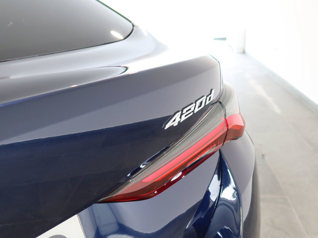 BMW Serie 4 420d Gran Coupe color Azul. Año 2022. 140KW(190CV). Diésel. En concesionario Autogal de Ourense