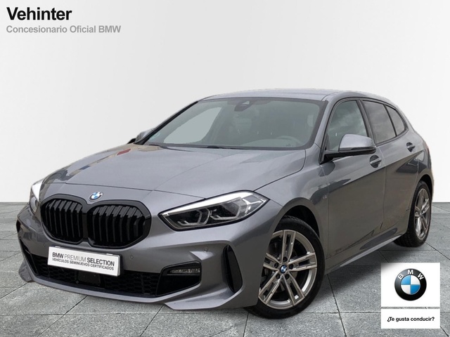 BMW Serie 1 118d color Gris. Año 2024. 110KW(150CV). Diésel. En concesionario Vehinter Getafe de Madrid