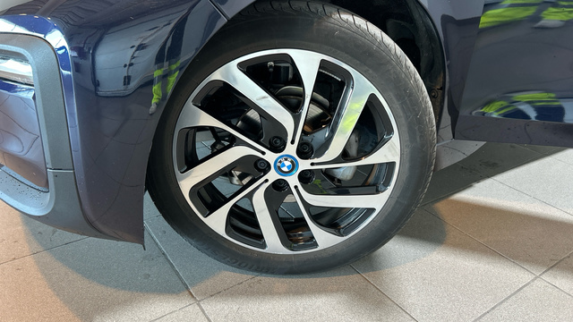 BMW i3 120Ah color Azul. Año 2022. 125KW(170CV). Eléctrico. En concesionario BYmyCAR Madrid - Alcalá de Madrid