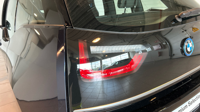 BMW i3 120Ah color Azul. Año 2022. 125KW(170CV). Eléctrico. En concesionario BYmyCAR Madrid - Alcalá de Madrid