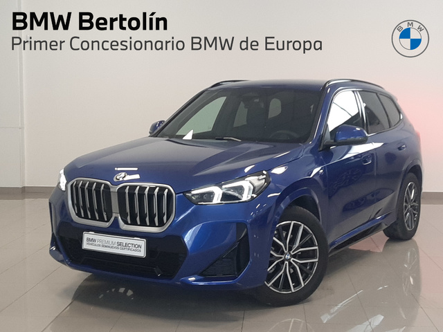 BMW X1 sDrive20d color Azul. Año 2024. 120KW(163CV). Diésel. En concesionario Automoviles Bertolin S.L. de Valencia