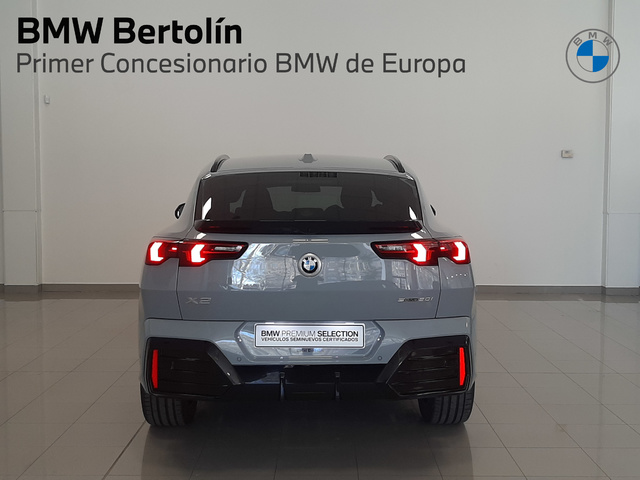 BMW X2 sDrive20i color Gris. Año 2025. 125KW(170CV). Gasolina. En concesionario Automoviles Bertolin S.L. de Valencia
