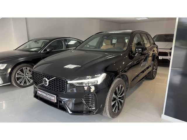 Volvo XC60 B4 D Plus Dark Auto 145 kW (197 CV)