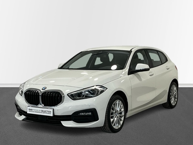 BMW Serie 1 118d color Blanco. Año 2024. 110KW(150CV). Diésel. En concesionario Engasa S.A. de Valencia