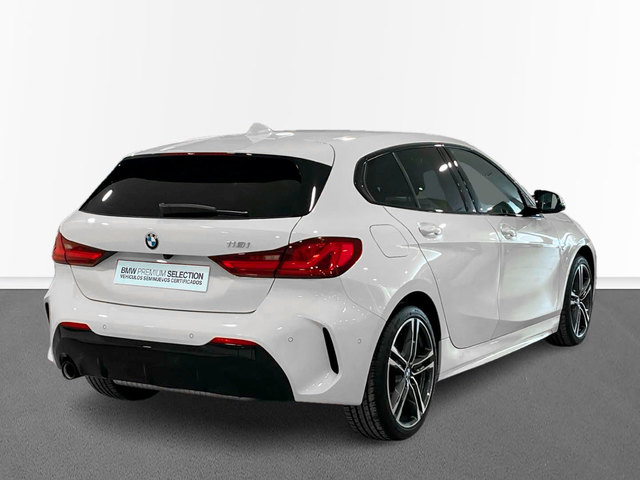 BMW Serie 1 118i color Blanco. Año 2024. 103KW(140CV). Gasolina. En concesionario Engasa S.A. de Valencia