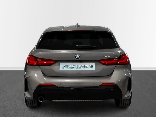 BMW Serie 1 118i color Gris. Año 2024. 103KW(140CV). Gasolina. En concesionario Engasa S.A. de Valencia