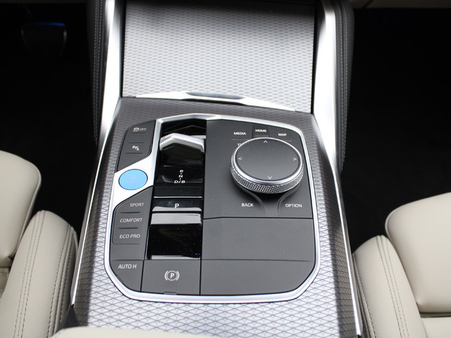 BMW i4 M50 color Azul. Año 2025. 400KW(544CV). Eléctrico. En concesionario Augusta Aragon S.A. de Zaragoza