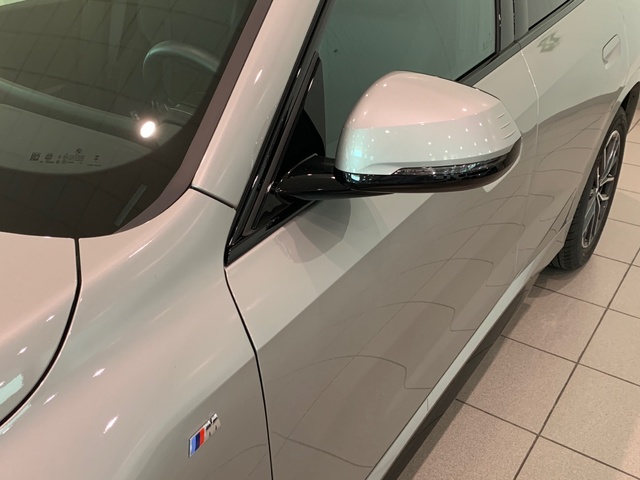 BMW X1 sDrive18d color Gris Plata. Año 2024. 110KW(150CV). Diésel. En concesionario Celtamotor Lalín de Pontevedra