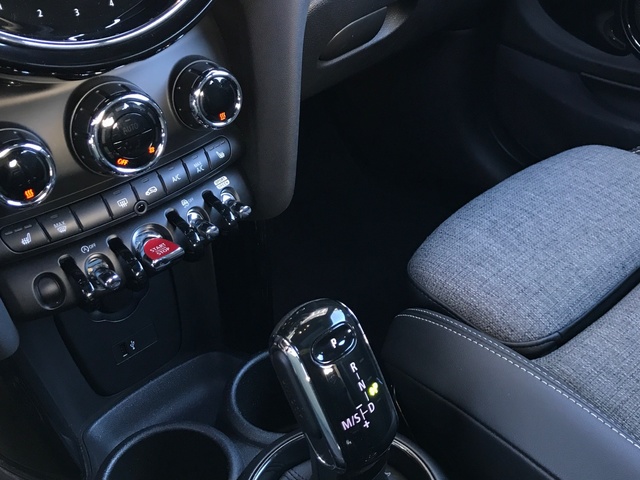 fotoG 20 del MINI MINI 3 Puertas Cooper S 131 kW (178 CV) 178cv Gasolina del 2022 en Pontevedra