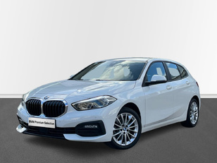 Fotos de BMW Serie 1 118d color Blanco. Año 2024. 110KW(150CV). Diésel. En concesionario CARTAGENA PREMIUM S.L. de Murcia