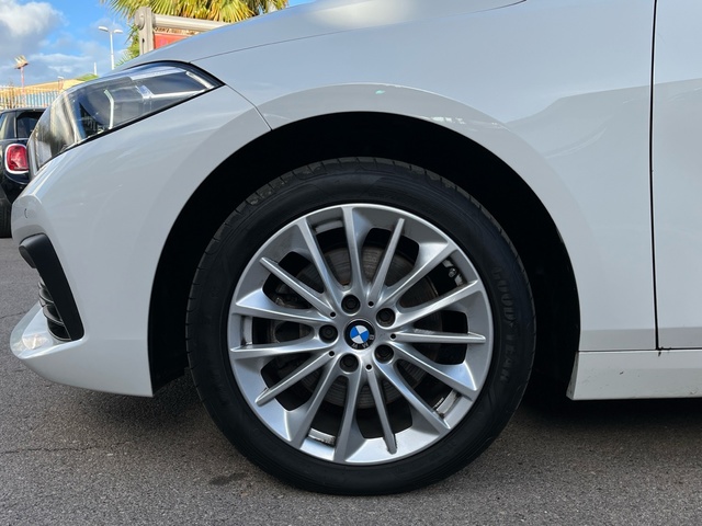 BMW Serie 1 118d color Blanco. Año 2024. 110KW(150CV). Diésel. En concesionario CARTAGENA PREMIUM S.L. de Murcia