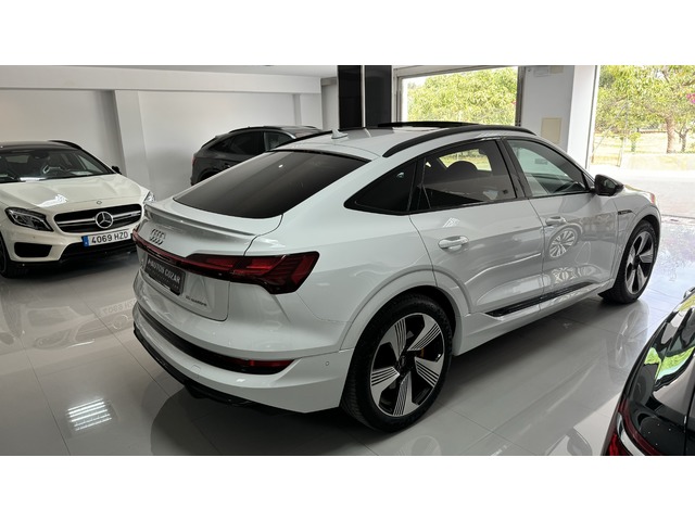 Audi e-tron Sportback S line 50 quattro 230 kW (313 CV)
