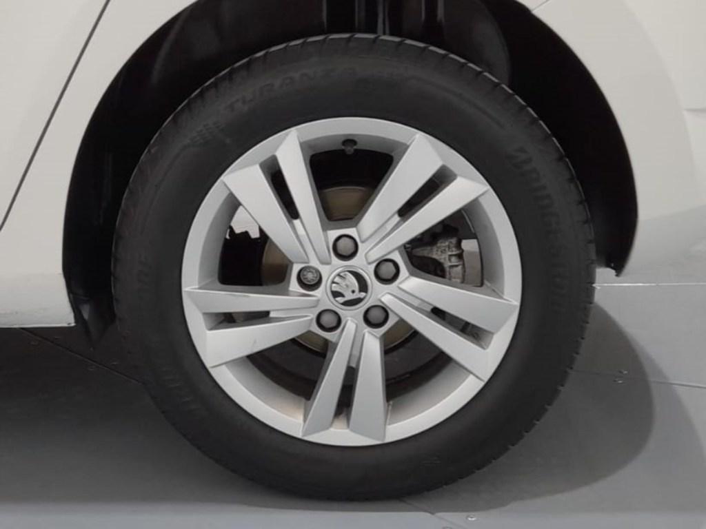 1.0 TSI Ambition Plus 70 kW (95 CV)