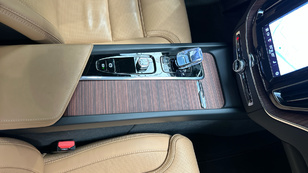 Volvo XC60 B4 D Ultimate Dark AWD Auto 145 kW (197 CV) - 24 Volvo XC60 B4 D Ocasión 145 KW (197CV) - 24