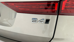 Volvo XC60 B4 D Ultimate Dark AWD Auto 145 kW (197 CV) - 27 Volvo XC60 B4 D Ocasión 145 KW (197CV) - 27