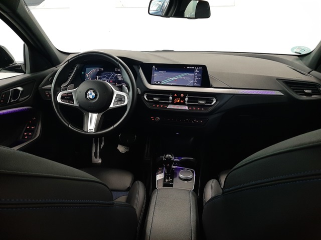 BMW Serie 1 118d color Blanco. Año 2024. 110KW(150CV). Diésel. En concesionario Automoviles Bertolin, S.L. de Valencia