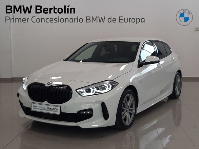BMW Serie 1 118d color Blanco. Año 2024. 110KW(150CV). Diésel. En concesionario Automoviles Bertolin, S.L. de Valencia