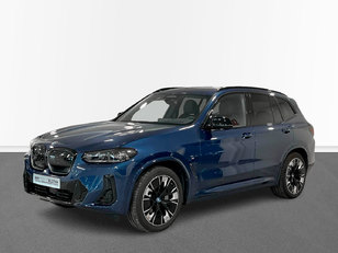 Fotos de BMW iX3 M Sport color Azul. Año 2025. 210KW(286CV). Eléctrico. En concesionario Engasa S.A. de Valencia