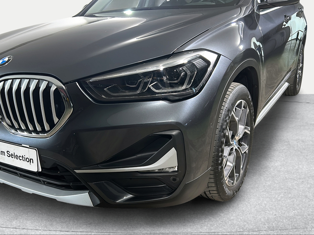 BMW X1 sDrive20d color Gris. Año 2021. 140KW(190CV). Diésel. En concesionario San Pablo Motor | Su Eminencia de Sevilla