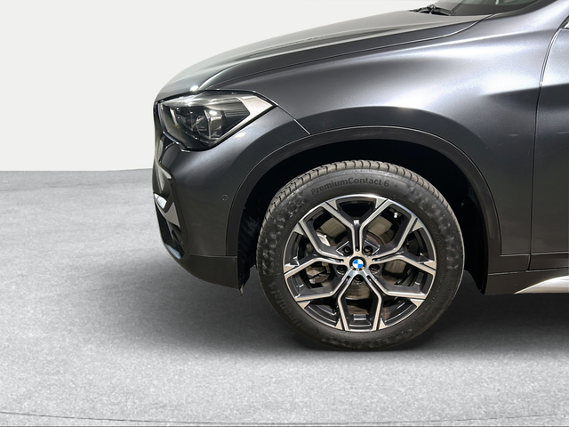 BMW X1 sDrive20d color Gris. Año 2021. 140KW(190CV). Diésel. En concesionario San Pablo Motor | Su Eminencia de Sevilla