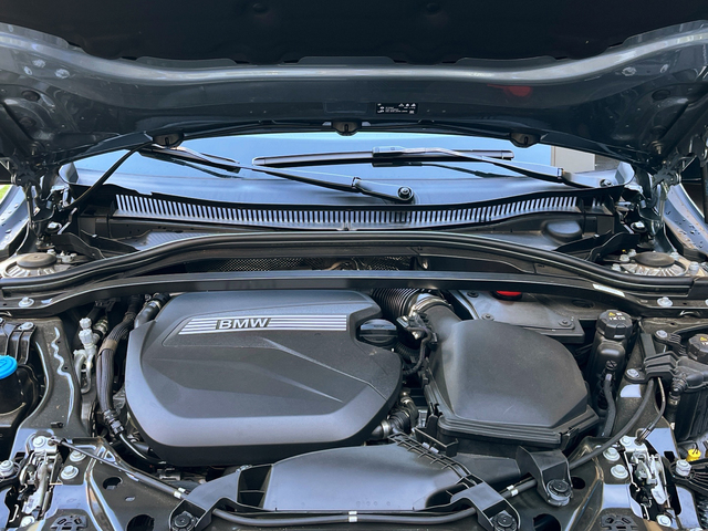 BMW Serie 1 120d color Gris. Año 2025. 120KW(163CV). Diésel. En concesionario Murcia Premium S.L. AV DEL ROCIO de Murcia