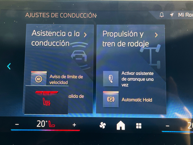 BMW Serie 1 120d color Gris. Año 2025. 120KW(163CV). Diésel. En concesionario Murcia Premium S.L. AV DEL ROCIO de Murcia