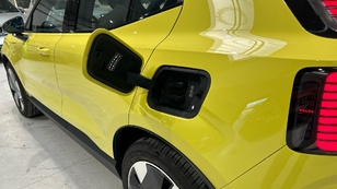 Volvo EX30 Twin Motor Ultra AWD Auto 315 kW (428 CV) - 19 Volvo EX30 Twin Motor Ocasión 315 KW (428CV) - 19