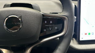 Volvo EX30 Twin Motor Ultra AWD Auto 315 kW (428 CV) - 43 Volvo EX30 Twin Motor Ocasión 315 KW (428CV) - 43