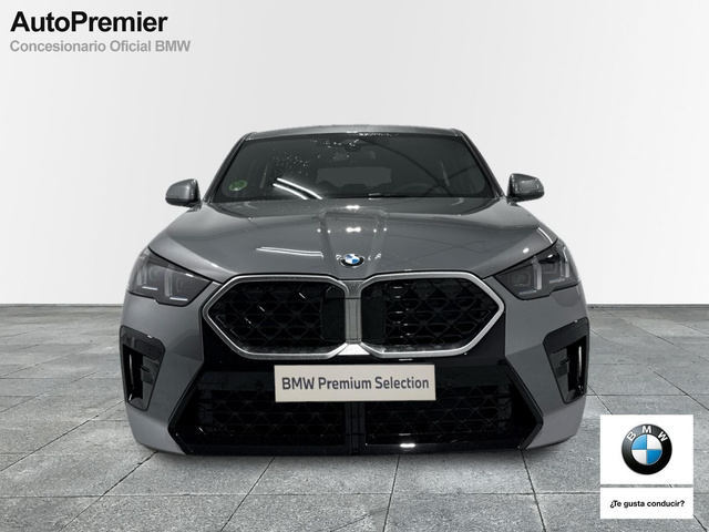 BMW X2 sDrive18d color Gris. Año 2025. 110KW(150CV). Diésel. En concesionario Auto Premier, S.A. - ALCALÁ DE HENARES de Madrid