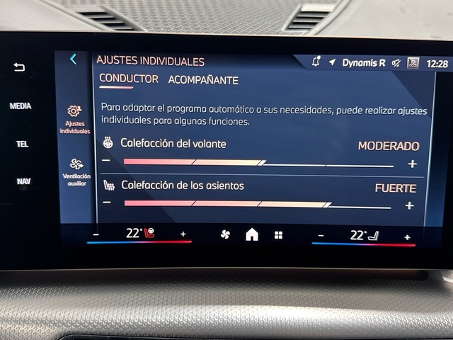 BMW X2 sDrive18d color Gris. Año 2025. 110KW(150CV). Diésel. En concesionario Auto Premier, S.A. - ALCALÁ DE HENARES de Madrid