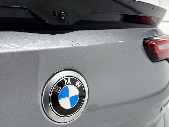 BMW X2 sDrive18d color Gris. Año 2025. 110KW(150CV). Diésel. En concesionario Auto Premier, S.A. - ALCALÁ DE HENARES de Madrid