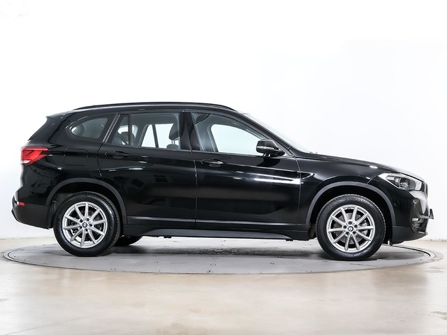 BMW X1 sDrive18i color Negro. Año 2020. 103KW(140CV). Gasolina. En concesionario Oliva Motor Tarragona de Tarragona
