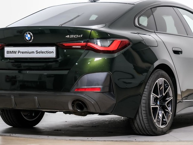 BMW Serie 4 430d Gran Coupe color Verde. Año 2024. 210KW(286CV). Diésel. En concesionario Oliva Motor Tarragona de Tarragona
