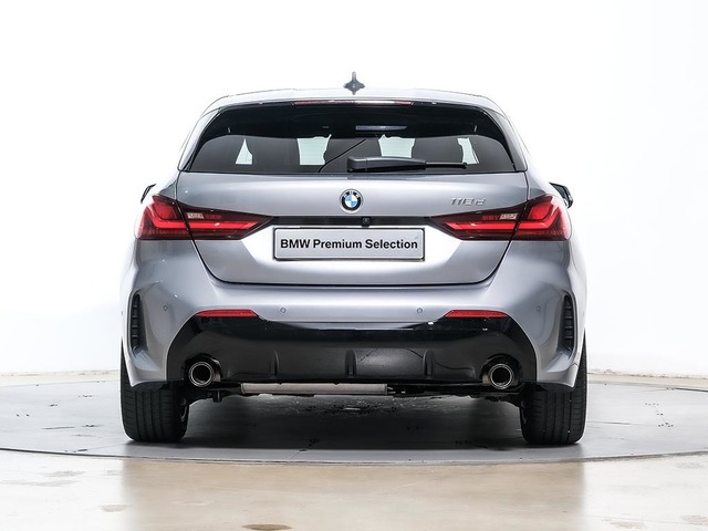 BMW Serie 1 118d color Gris. Año 2024. 110KW(150CV). Diésel. En concesionario Oliva Motor Tarragona de Tarragona